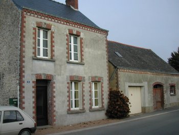 House for Sale in Villepot 3