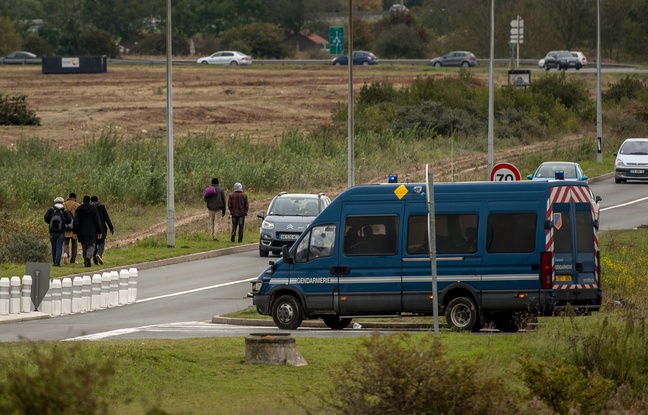 Armoured vehicles to be used by gendarmerie in Calais