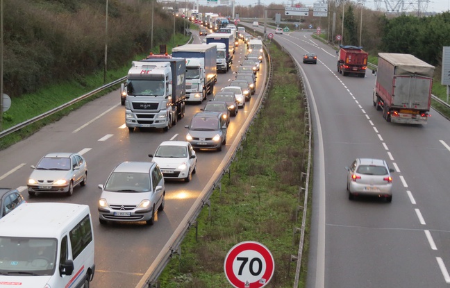 Traffic disrupted on Nantes ring road