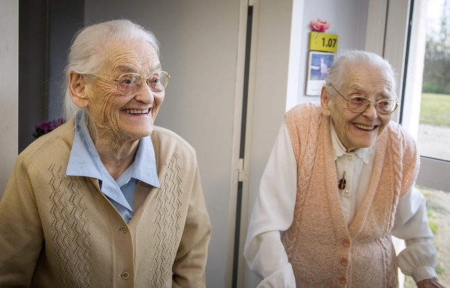 Twins celebrate 104 years, a possible world record