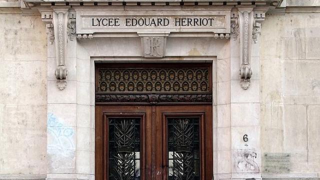 Bomb threats received at six Lycées and colleges in Lyon today