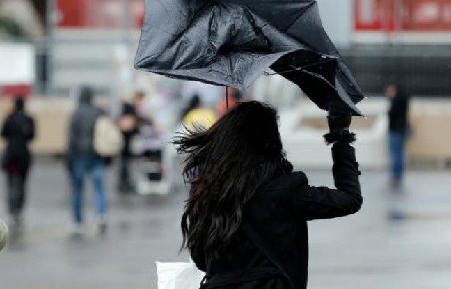 The orange alert for strong winds was lifted in the Loire but maintained in the Rhone, forecasts Meteo France