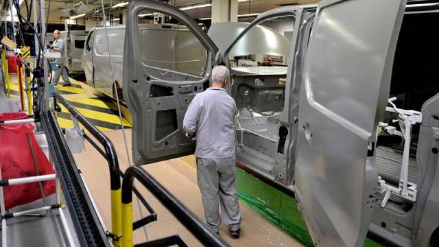 The renault factory at Sandouville is to increase production