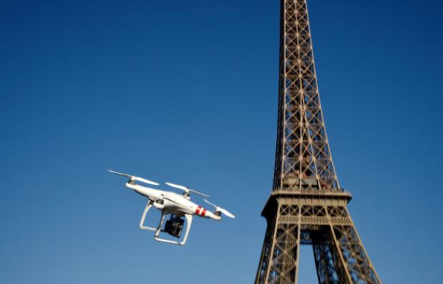 A drone was spotted by a pilot 150 metres off its wing as it was making towards Roissy airport in Paris
