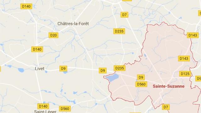 The accident occurred near Sainte-Suzanne in the Mayenne