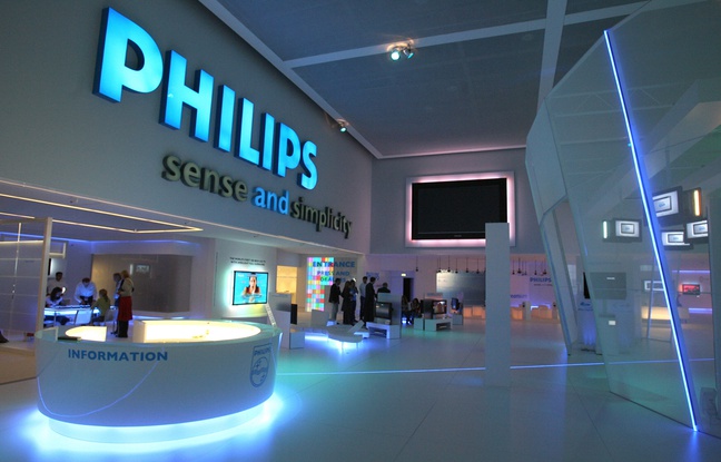 Phillips has announced the closure of two manufacturing sites in France