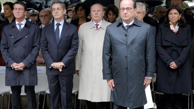 François Hollande and many opposition leaders gathered at the Invalides in Paris