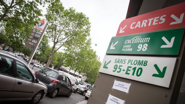 Fuel prices in France have risen again