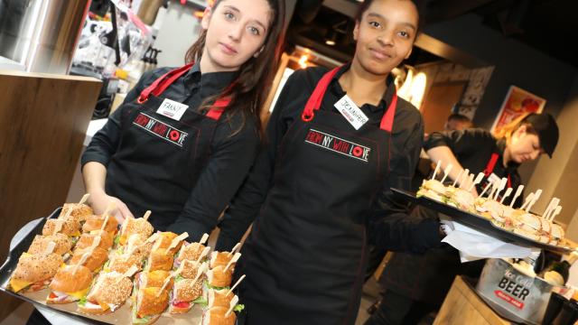 To celebrate the opening of Bruegger's in nantes, free Bagels are on offer from 10am till 2pm