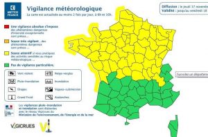 Meteo France has issued a weather warning for the Charente-Maritime
