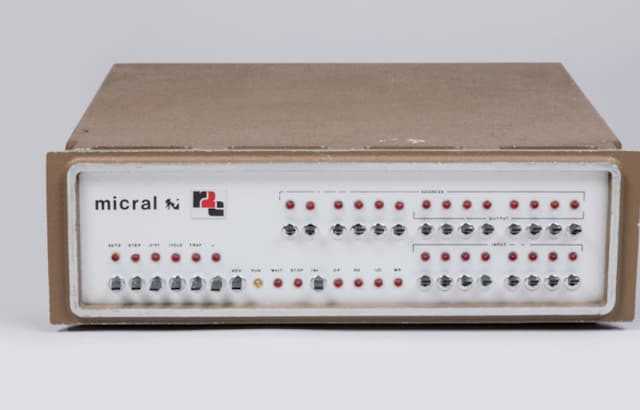 Designed in 1972, this microcomputer is "one of the last five known copies of this historic microcomputer in the world," said to the press the auctioneer Aymeric Rouillac