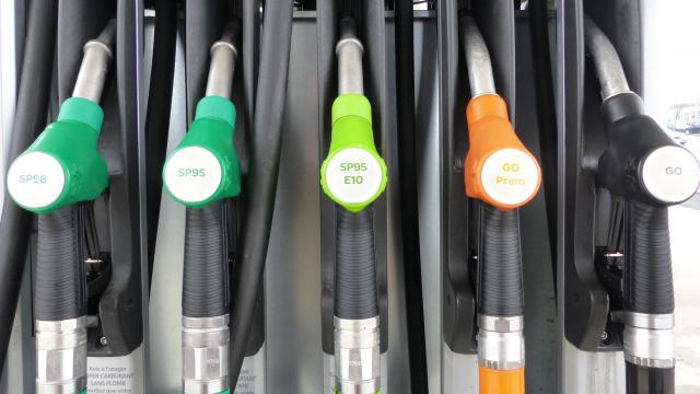 Fuel shortages should ease after CGT union calls for a return to normal