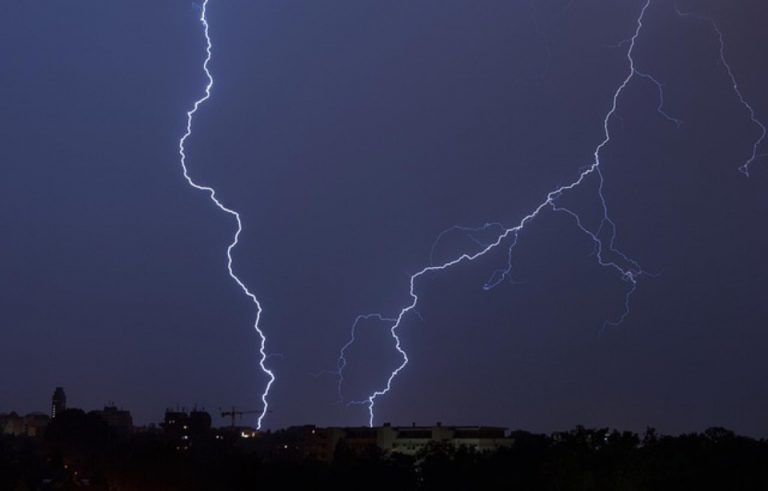 Meteo France has placed 17 departments on Orange Alert for thunderstorms and rain