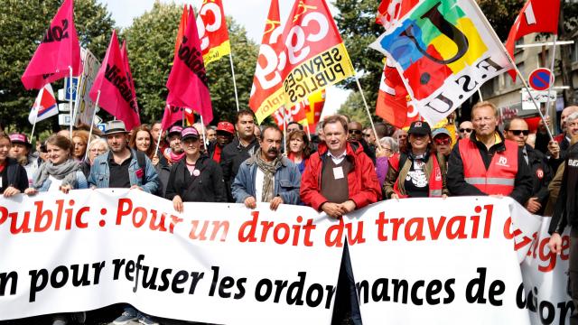 Major distruptions across France against the Labour Law