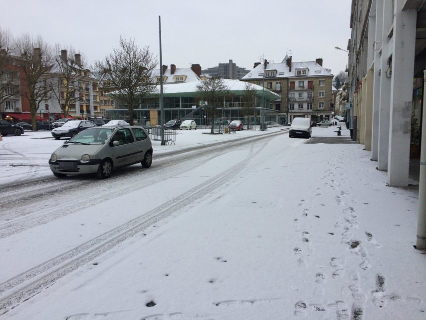 The snow is back in the Pays d'Auge as here in Lisieux (Calvados), Thursday 1st March 2018.