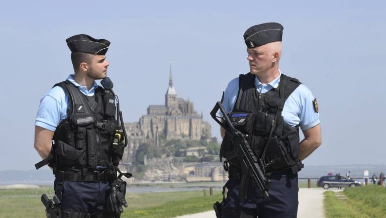 After the evacuation on Sunday of Mont-Saint-Michel, a suspect arrested in Caen