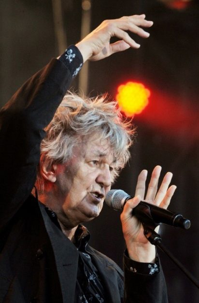 Jacques Higelin at the Francofolies of La Rochelle in 2010 