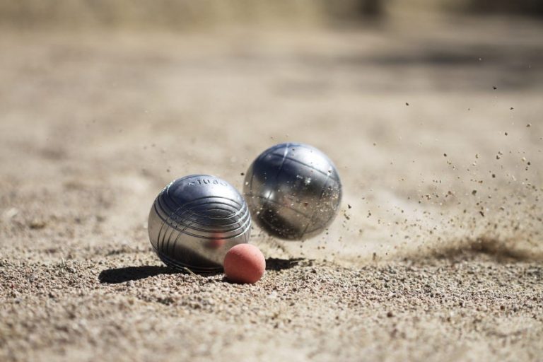 Petanque banned in Aveyron between 11pm and 8am due to noise