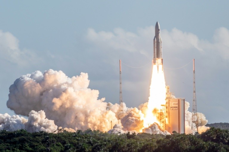 The Ariane 5 rocket takes off from Kourou on July 25, 2018.