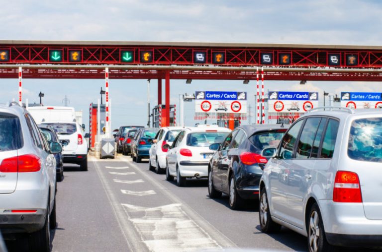 The government plans to phase out physical tolls on motorways.