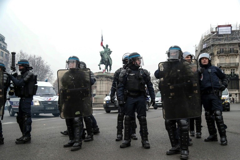 French police on duty in Paris on December 15, 2018 for Act V "yellow vests".