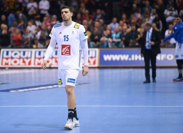 France outclassed by Denmark in the semifinals of the Handball World Cup in Hamburg