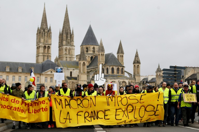 "Yellow vests" gathered in Caen