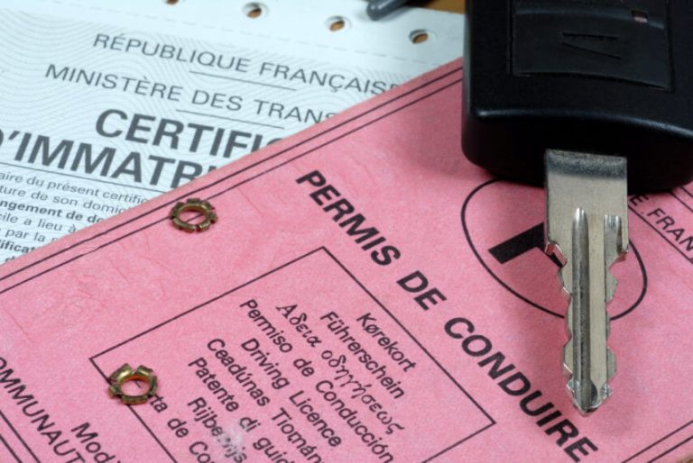 700,000 drivers in France, do not have a driving licence