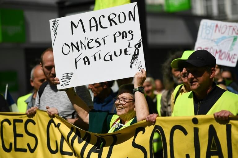 Yellow Vests are demonstrating in Saint-Denis on April 20th, 2019.