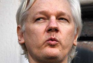 Wikileaks Founder Julian Assange has been arrested in London