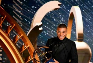 The prodigy of PSG Kylian Mbappé doubly best player and best hope of Ligne 1 at the UNFP trophies in Paris, May 19, 2019