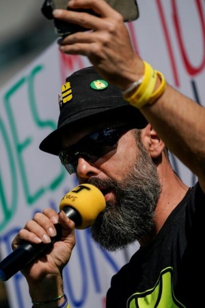 Jérôme Rodrigues, one of the figures of the "yellow vests" 