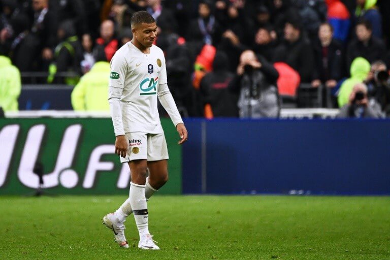 PSG striker Kylian Mbappé has received a red card in the final of the Coupe de France against Rennes on April 27, 2019 at the Stade de France.