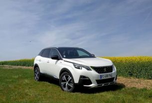 The new redesigned Peugeot 3008