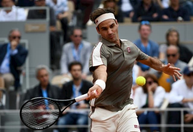Switzerland's Roger Federer qualifies for the second round of Roland-Garros on May 26, 2019
