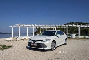 The new version of the Toyota Camry, in hybrid version.