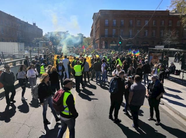 The yellow vests are gathered in the streets of Toulouse for the act 27 of the movement, Saturday, May 18, 2019.