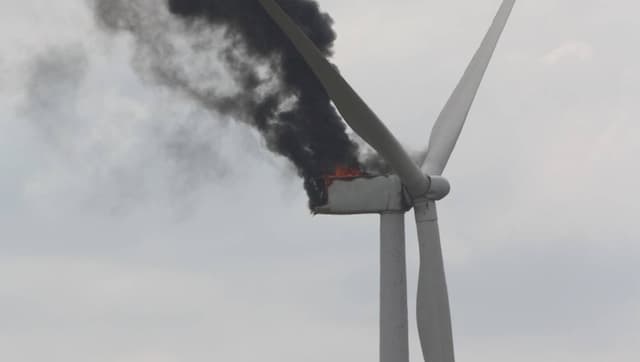 A wind turbine catches fire in Morbihan