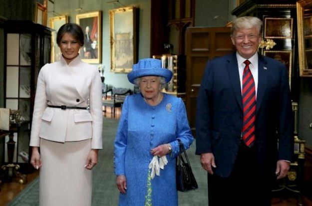 Queen Elizabeth II (c), US President Donald Trump (D) and and his wife Melania Trump at Windsor Castle on July 13, 2018 in West London.