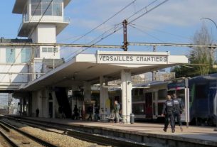 Ile-de-France. Heatwave: Civil Protection distributes water in train station