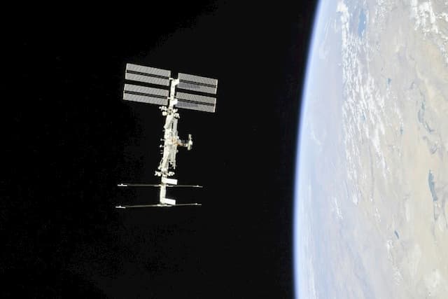 NASA will rent the International Space Station to tourists: $ 35,000 per night