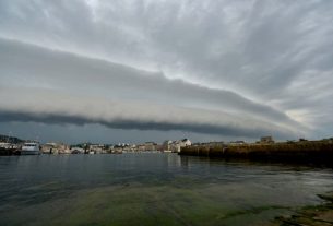 Thunderstorms threaten Normandy and will be very strong locally.