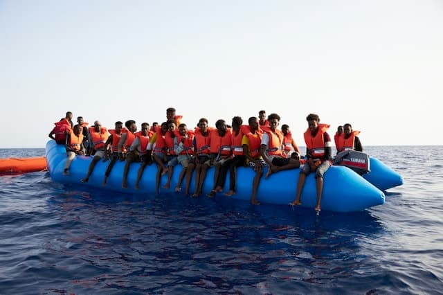 More than 110 migrants missing after sinking off Liby