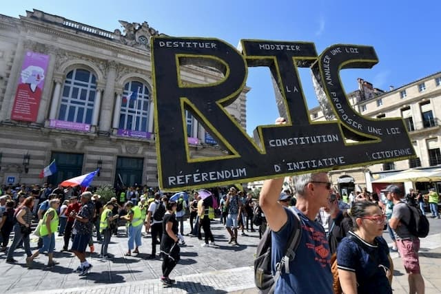 Demonstrator in favor of the "RIC" (citizens' initiative referendum), September 7, 2019 in Montpellier, Herault. 