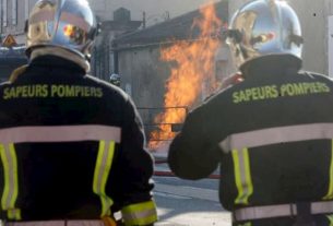 A fire has destroyed an agricultural hangar in Barret in the Charente