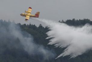 Fires ravage several hundred hectares in south, west and central France