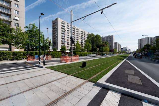 Numerous improvements have been made along the lines of the T1 tramway in Asnières-sur-Seine. 