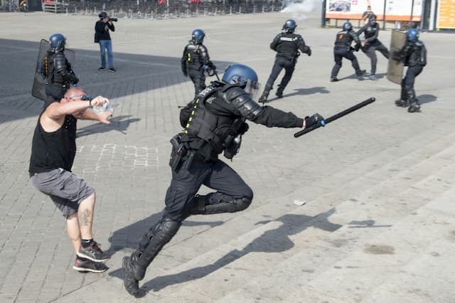 1800 yellow vests demonstrators in Nantes, 30 arrests after clashes with the police