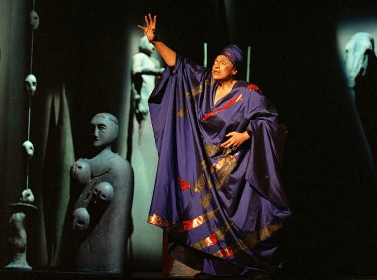 American soprano Jessye Norman performs at the Théâtre du Châtelet in Paris on October 3, 2002