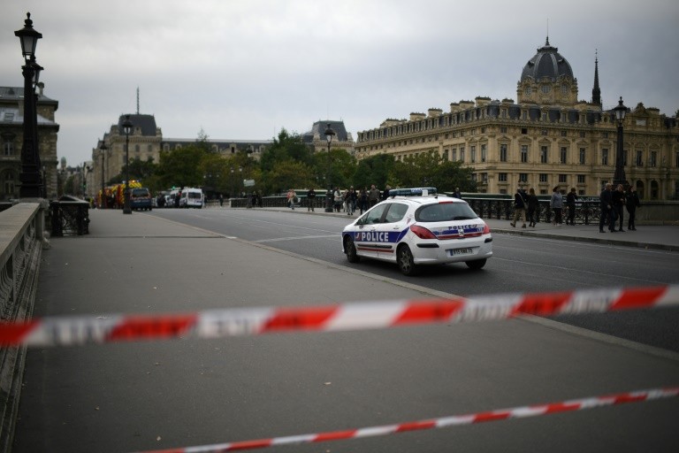 Perimeter of security around the Prefecture of police of Paris on October 3rd, 2019, after the attack having made four deaths among which three policemen.